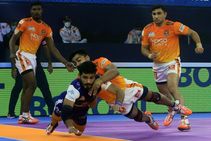 Pro Kabaddi League Season 8 Defenders Power Haryana Steelers Past Puneri Paltan