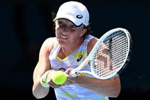 Australian Open Swiatek Sets Up Semifinal Clash With Collins