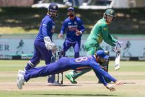 India Vs South Africa Tried Reverse Sweeps To Put Pressure Back On Indian Spinners Van Der Dussen