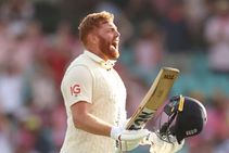 Ashes 2021 22 Jonny Bairstow Ectstatic Century Keeps England Fighting