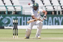 India Vs Sa 3rd Test Day 2 Shami Impresses With Fiery Spell Petersen Slams Fifty Hosts 7 Down At