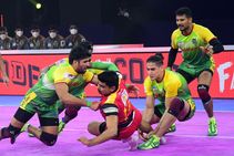 Pro Kabaddi League Pkl Season 8 Defenders Shine As Patna Pirates Outclass Bengaluru Bulls 38 