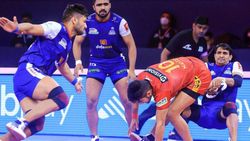 Pkl 2021 Delhi Dabang Beat Haryana Steelers Yoddhas Prevail Over Titans U Mumba Hold Bengal Warr