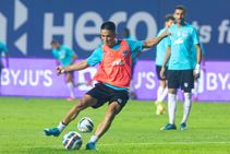 Isl Bengaluru Fc Vs Sc East Bengal Preview Team News Timings Live Streaming Info