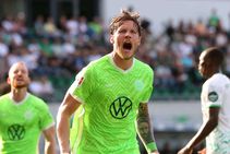 Burnley Sign Wout Weghorst Wolfsburhg
