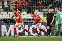 Champions League Ajax Held In Last 16 Clash Against Benfica