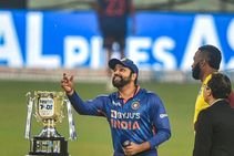 India Vs West Indies 3rd T20i Windies Elect To Bowl Avesh Khan Handed Debut Gaikwad Kishan To Open