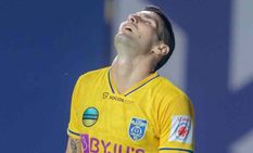 Isl 2021 22 Kerala Blasters Player Jorge Diaz Charged For Violent Conduct Miss Match Against Bagan