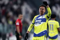 Juventus Sassuolo Late Own Goal Dusan Vlahovic Sends Coppa Italia Holders Into Last Four