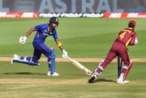 India Vs West Indies 2nd Odi Kl Rahul Gets Run Out For 49 In Bizarre Fashion Enters Unwanted Club