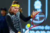 Bouzkova And Kalinskaya Through To Quarter Finals In Guadalajara