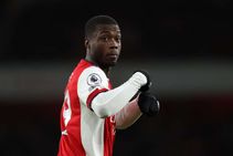 Arsenal 2 1 Wolves Pepe Sparks Dramatic Late Gunners Comeback