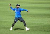 India Vs Sri Lanka Kl Rahul May Miss Mohali Test Unsure For Bengaluru D N Test