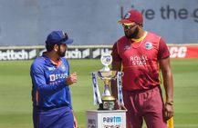 India Vs West Indies 1st Odi Toss Report Hosts Opt To Bowl First Hand Debut To Deepak Hooda