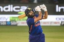 India Vs Sri Lanka Rohit Sharma Surpasses Martin Guptill To Become Leading Run Scorer In T20is