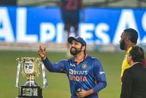 India Vs West Indies 2nd T20i Kieron Pollard Invites Rohit To Bat First Holder Returns For Wi