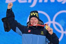 Winter Olympics Naeslund Joins Elite List Poulin Proves Canada Golden Girl