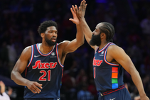 Embiid Scores 43 76ers Down Struggling Bulls Jokic 18th Triple Double