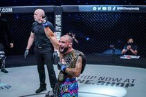 One Lights Out Results Thanh Le Retains World Title John Lineker Wins Gold