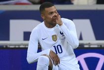 France 5 0 South Africa Mbappe Scores Twice As World Champions Run Riot In Lille