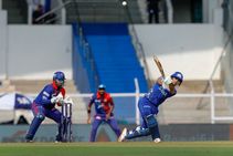Ipl 2022 Dc Vs Mi Fiery Ishan Kishan Smashes Unbeaten 81 To Guide Mumbai Indians To 177 