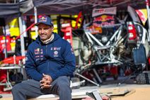 Abu Dhabi Desert Challenge Fia World Rally Raid Championship Shifts Up A Gear