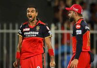 Ipl 2022 Rcb Vs Rr Toss Playing 11 Update Pitch Report Pre Match Comments