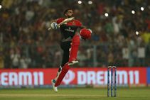 With Change In Leadership At Rcb We Might Actually See The Kohli From Ipl 2016 Gavaskar