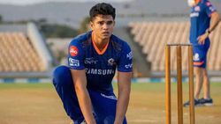 Arjun Tendulkar To Make Debut For Mi Against Csk Ipl Price Stats Bowling Speed All You Need To Know