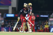 Dinesh Karthik Confession Leaves Virat Kohli In Splits Rcb Players Take Never Have I Ever Challenge