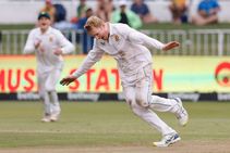 Harmer Tilts Bangladesh Clash In South Africas Favour On Test Return