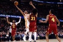 Young Drops 32 Second Half Points To Carry Hawks To Playoffs Pelicans Cruise Past George Less Clippers