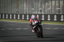 Italian Gp Aleix Espargaro Keeps Bologna Bullets At The Bay