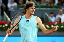 Zverev Beats Tsitsipas Sets Up Madrid Final With Alcaraz
