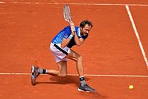 French Open Medvedev Determined He Won T Be Trapped In Web Of Tennis Fears