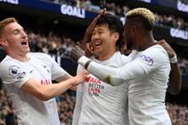 Tottenham 3 1 Leicester City Son Scores Twice To Pile Pressure On Arsenal