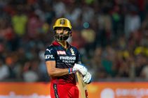 Ipl 2022 Faf Du Plessis Virat Kohli Glenn Maxwell Breathe A Sigh Of Relief After Mi Beat Dc