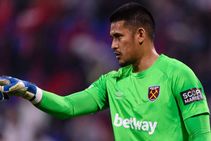 West Ham Sign Paris Saint Germain Goalkeeper Alphonse Areola