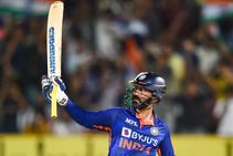 India Coach Rahul Dravid Lauds Dinesh Karthik For Banging The Door Down With His Solid Performance