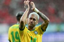 South Korea 1 5 Brazil Neymar Penalties Help Selecao Ease To Comfortable Win