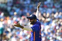 Jasprit Bumrah Shuts Down Gavaskar S Words Respect Opinions But Don T Take Them Seriously