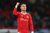 Cristiano Ronaldo Travelling Back To England To Hold Talks With Manchester United