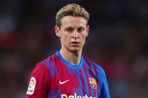 Rumour Has It Barcelona Inform De Jong Of Man Utd Move