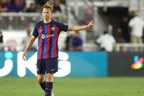 Rumour Has It Frenkie De Jong May Snub Manchester United Prefers Bayern Munich Or Chelsea