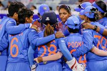 Cwg 2022 Member Of Indian Women S Cricket Team Tests Positive For Covid 