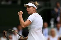 Wimbledon Halep Halts Anisimova To Reach Semis On Grass Again