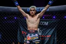 One 159 Zhang Peimian Possesses Tools To End Aslanbek Zikreev Undefeated Run