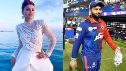 Rishabh Pant Vs Urvashi Rautela Bollywood Actor Calls India Cricketer Cougar Hunter Controversy