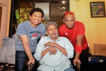 Sachin Tendulkar Knows Everything Vinod Kambli Opens Up On Financial Crisis