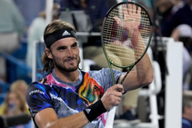 Tsitsipas Overcomes Medvedev Three Set Semi Final Clinch Spot Cincinnati Final Against Coric
